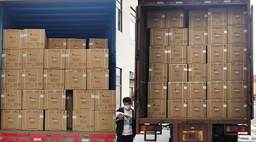 集裝箱裝柜進(jìn)行時！金環(huán)電器客戶迷你洗衣機(jī)順利發(fā)貨！